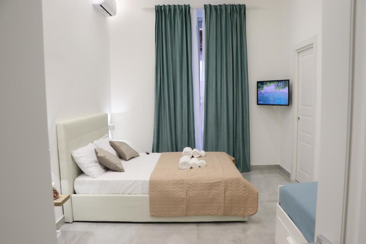 Barbaro Suite & Apartment 나폴리 외부 사진