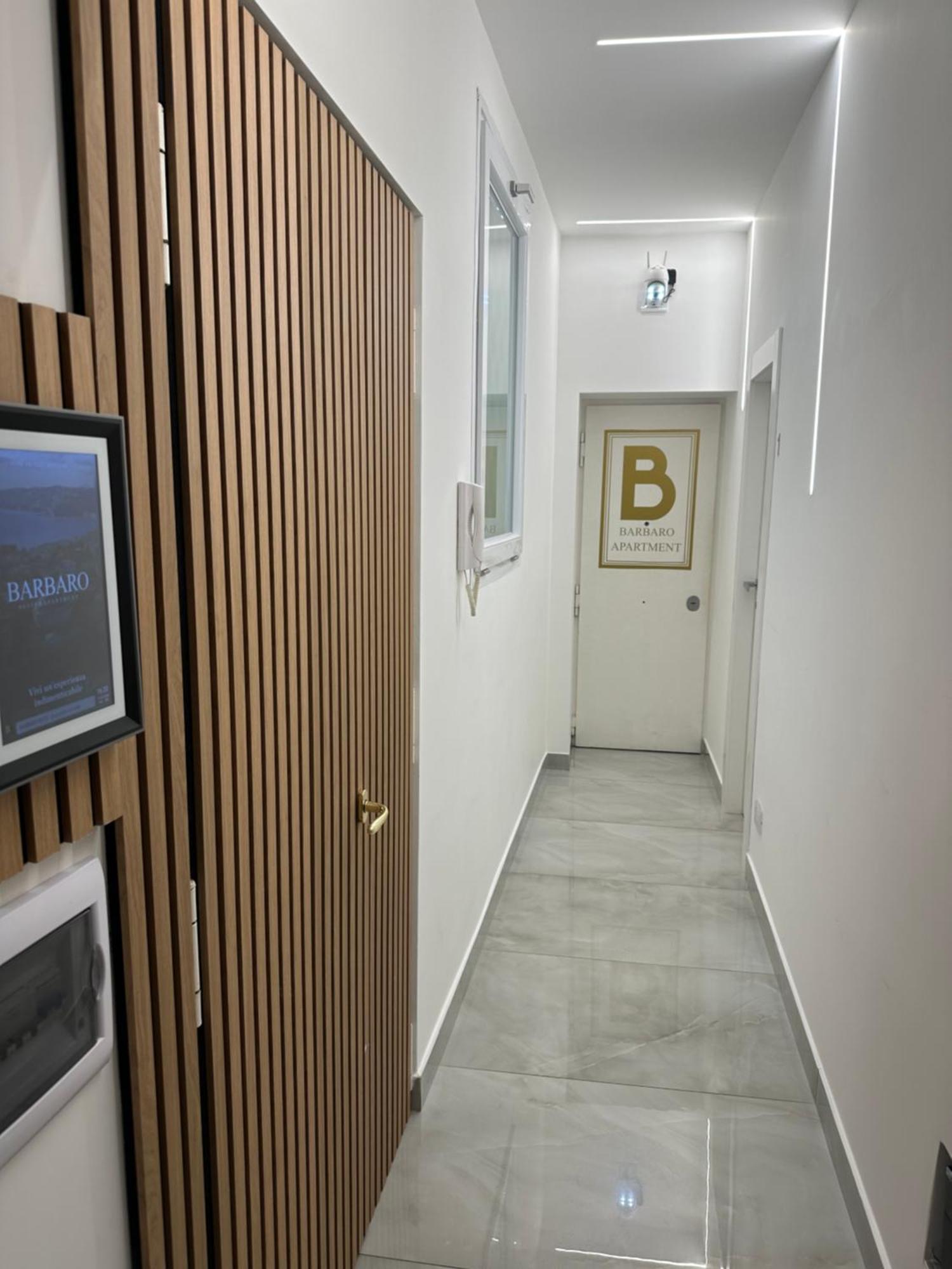 Barbaro Suite & Apartment 나폴리 외부 사진